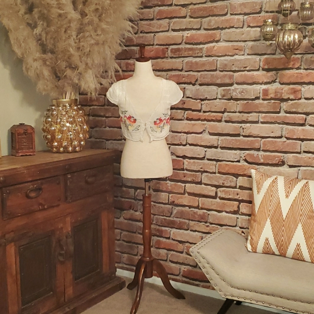 Abercrombie crop top